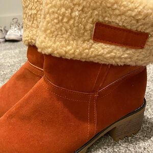 Waterproof warm boots